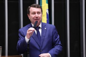comissao-aprova-protecao-de-consumidor-no-uso-de-produto-e-servico-com-inteligencia-artificial