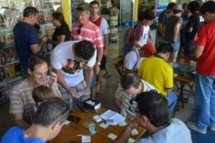 figurinhas-falsas-da-copa-sao-vendidas-no-metro-e-em-sites