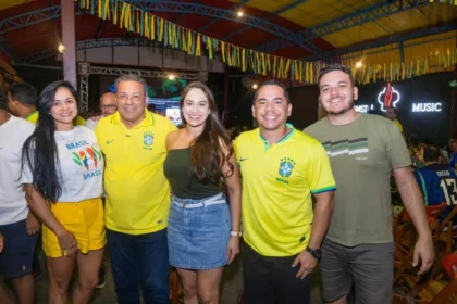 em-dianopolis,-noite-de-copa-vira-encontro-popular-com-vanderlei-luxemburgo