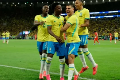 estado-decreta-ponto-facultativo-na-tarde-de-segunda-para-servidores-assistirem-a-selecao