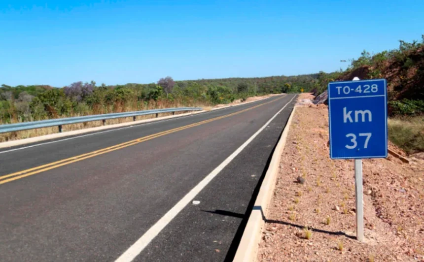 estado-entrega-17-quilometros-da-to-428,-abre-licitacao-para-mais-um-trecho-e-autoriza-construcao-de-pontes-sobre-os-rios-gameleira-e-grande 