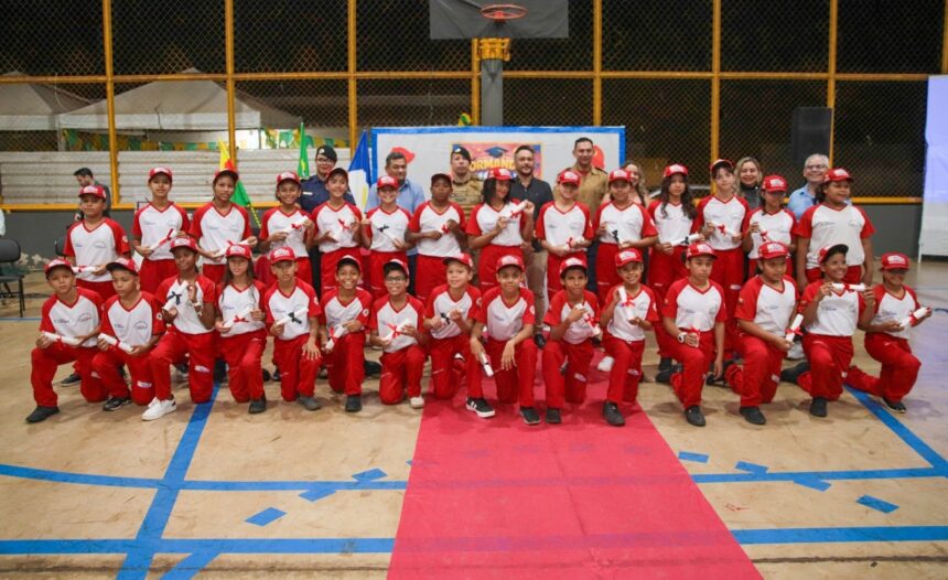 prefeitura-de-araguaina-e-corpo-de-bombeiros-formam-primeiros-alunos-da-rede-municipal-de-ensino-em-curso-inedito-de-socorristas-e-brigadistas