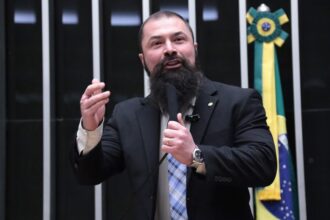 comissao-aprova-uso-do-fgts-para-compra-de-armas-de-fogo-e-municoes-para-defesa-pessoal