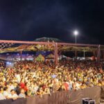 fogo-na-cumbuca-abre-apresentacoes-do-grupo-especial-e-companhia-do-calypso-anima-publico-no-arraia-da-capital