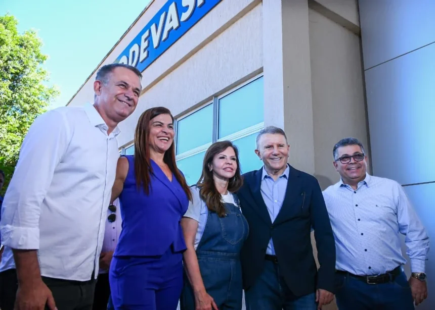em-solenidade-na-codevasf,-eduardo-siqueira-exalta-trabalho-da-senadora-dorinha:-“maquina-de-atender-os-municipios”