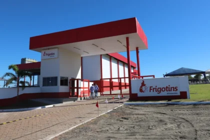 estado-entrega-em-ananas-o-primeiro-de-sete-frigorificos-via-concessao;-planta-gerara-500-empregos