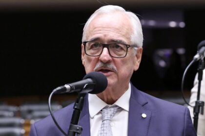 projeto-cria-politica-nacional-de-diagnostico-laboratorial-no-sus