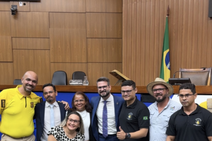 campeao-na-defesa-dos-servidores,-nova-proposta-de-mantoan-beneficia-quem-trabalha-pela-populacao