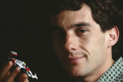 lei-reconhece-ayrton-senna-como-heroi-da-patria