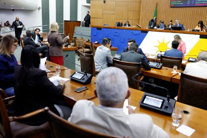 deputados-aprovam-indenizacao-para-procuradores-do-estado-e-criacao-de-cargos-no-tjto