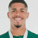 apesar-do-transfer-ban,-santos-busca-informacoes-sobre-lateral-do-goias