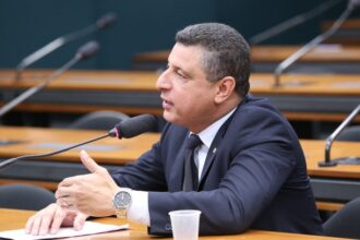 comissao-aprova-bolsas-para-pesquisas-cientificas-de-curta-duracao-e-alto-impacto