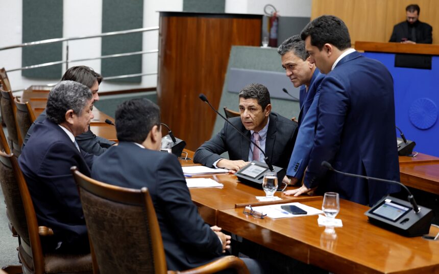 projetos-de-lei-aprovados-na-aleto-visam-ampliar-direitos-e-inclusao-para-pcds-e-autistas