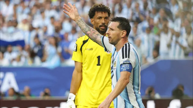copa-do-mundo:-no-sufoco,-argentina-vence-cabo-verde-por-3-a-2