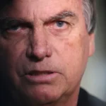 ministro-alexandre-de-moraes-decide-manter-bolsonaro-em-prisao-domiciliar
