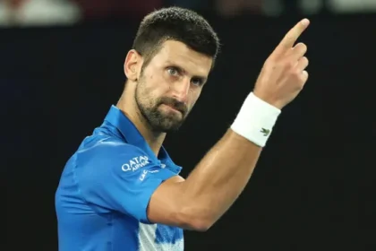 djokovic-leva-susto,-mas-vence-algoz-de-joao-fonseca-e-avanca-em-wimbledon