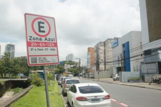 comissao-aprova-fim-de-pontos-na-cnh-por-estacionamento-irregular-em-zona-azul