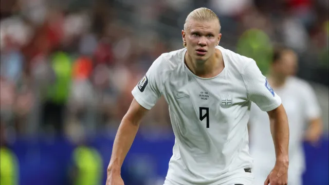 haaland,-jogador-da-noruega-que-eliminou-o-brasil-da-copa,-ja-cantou-rap
