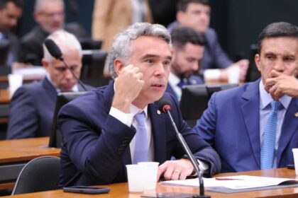 comissao-aprova-projeto-que-obriga-escolas-a-promover-ambiente-de-trabalho-seguro-para-professores