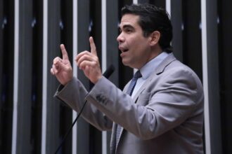 comissao-dispensa-renovacao-periodica-da-credencial-de-estacionamento-de-pessoa-com-deficiencia-permanente