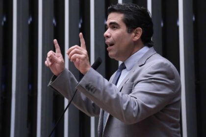 comissao-dispensa-renovacao-periodica-da-credencial-de-estacionamento-de-pessoa-com-deficiencia-permanente