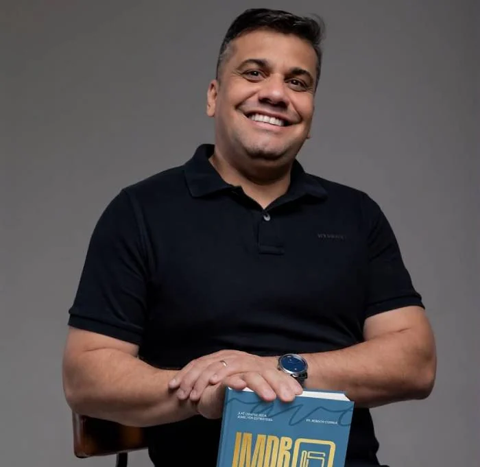 robson-correa,-pastor-da-base-church,-realiza-lancamento-oficial-do-livro-os-improvaveis