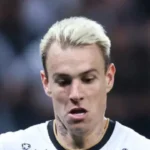 roger-guedes-renova-com-al-rayyan-e-avalia-jogar-copa-de-2030-pelo-qatar