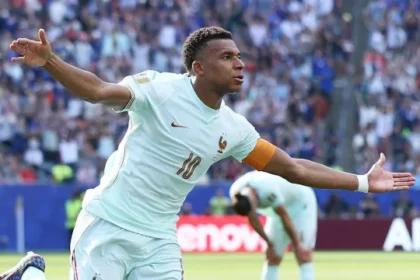 franca-vence-marrocos-e-e-a-primeira-semi-finalista-da-copa-do-mundo