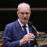 comissao-aprova-proposta-com-novas-regras-para-placas-de-atendimento-prioritario