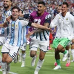julian-alvarez-faz-golaco,-argentina-ganha-da-suica-na-prorrogacao-e-vai-a-semifinal-da-copa
