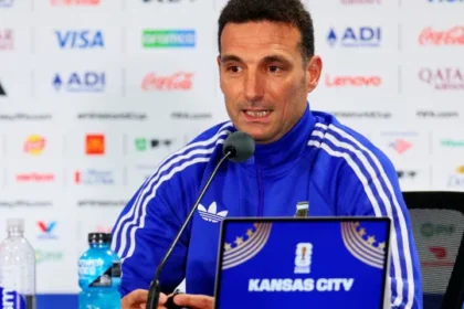 fifa-favorece-a-argentina?-scaloni-responde:-“desde-1986-que-dizem-isso”