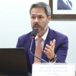 comissao-aprova-proibicao-do-uso-de-imagem-e-voz-de-atletas-menores-de-18-anos-em-propaganda-de-bet