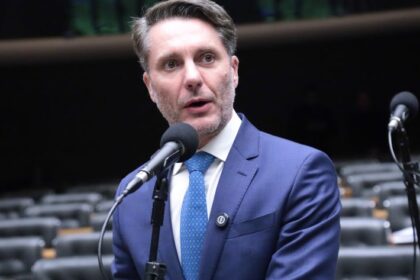 comissao-aprova-projeto-que-proibe-qualquer-discriminacao-contra-autistas