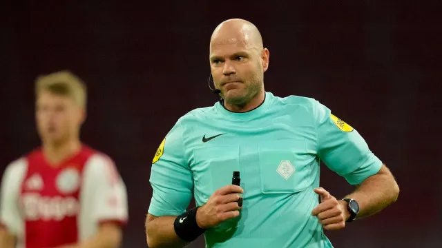 arbitro-holandes-afastado-da-copa-por-denuncia-e-achado-morto