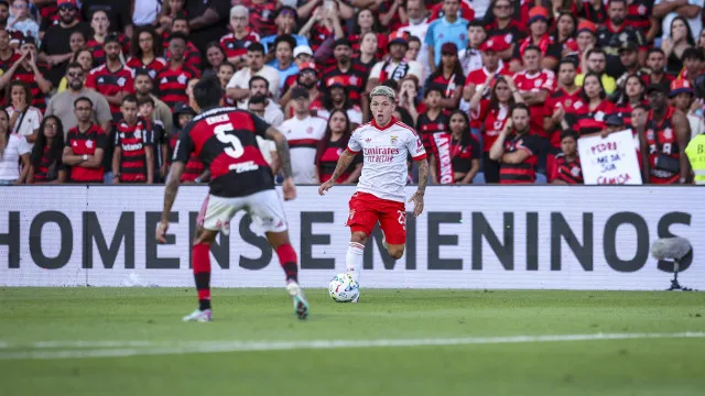 argentino-do-benfica-reage-as-vaias-do-flamengo-com-recado-nas-redes