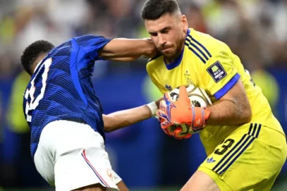 mbappe-explode-no-fim-do-jogo-e-atitude-contra-unai-simon-viraliza