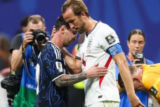 gesto-de-messi-com-kane-apos-a-semifinal-emociona-torcedores;-veja