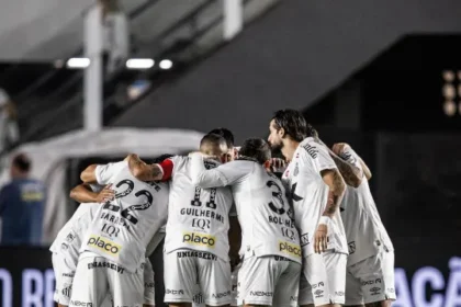 sem-neymar-e-gabigol,-santos-perde-chances-e-e-derrotado-pelo-botafogo-na-volta-do-brasileirao