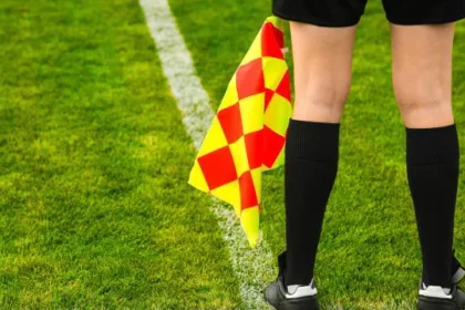 ‘precisamos-deixar-o-futebol-respirar’,-diz-novo-chefe-dos-arbitros-da-cbf