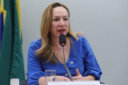 comissao-aprova-projeto-que-obriga-conducao-a-delegacia-apos-relato-de-violencia-contra-mulher