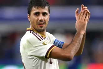 real-madrid-avalia-contratar-rodri-e-muda-posicao,-diz-jornalista