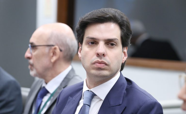comissao-aprova-inclusao-de-imagem-em-notificacao-de-multa-de-transito