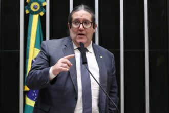 comissao-aprova-prioridade-para-diagnostico-precoce-e-ensino-especifico-para-alunos-com-autismo