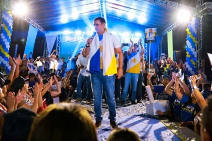 em-off-|-vicentinho-jr-sugere-que-teve-negados-pedidos-para-locais-de-convencao-e-que-o-“empurraram”-para-o-ayrton-senna;-laurez-vai-a-convencao-de-lula-e-reforca-alianca-com-pt-no-tocantins;-somos-e-lelis-falam-sobre-super-el-nino