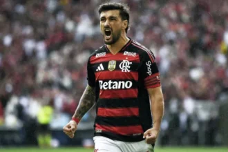 arrascaeta-e-relacionado-e-pode-voltar-a-jogar-pelo-flamengo-apos-3-meses