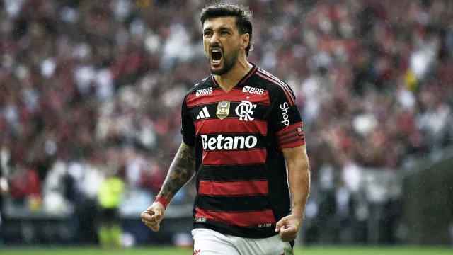 arrascaeta-e-relacionado-e-pode-voltar-a-jogar-pelo-flamengo-apos-3-meses