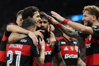 flamengo-enfrenta-a-chapecoense-para-diminuir-a-diferenca-em-relacao-ao-palmeiras