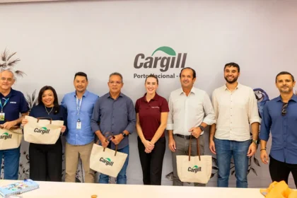ao-lado-do-secretario-da-fazenda,-roberto-pires-visita-fabrica-da-cargill-e-defende-agregacao-de-valor-ao-agronegocio-no-tocantins