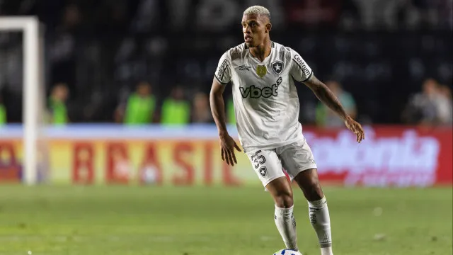palmeiras-aumenta-para-r$-160-milhoes-proposta-por-danilo-do-botafogo