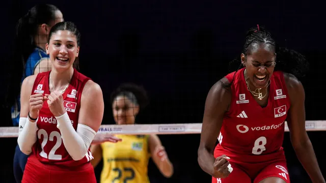 brasil-perde-quinta-final-da-liga-das-nacoes-de-volei-feminino-e-prolonga-jejum
